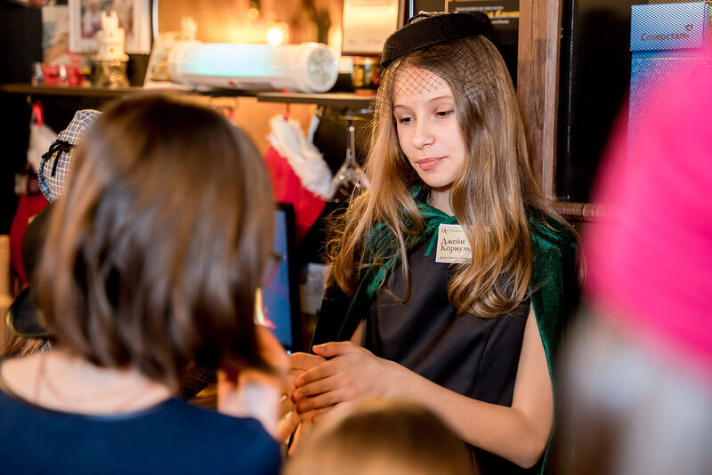 Как необычно отметить 8 марта в школе вместе с Квесторией в Хабаровске